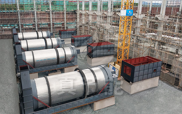 大型煤泥烘干機(jī)多臺(tái)案例現(xiàn)場(chǎng) 大型煤泥烘干機(jī)多臺(tái)案例現(xiàn)場(chǎng)