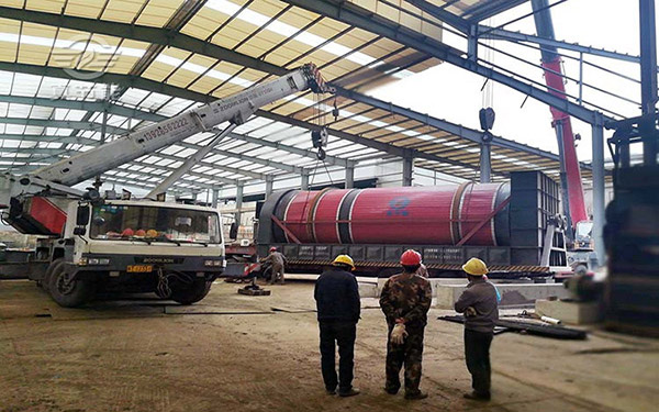 重金屬污泥烘干設備吊裝現場 重金屬污泥烘干設備吊裝現場